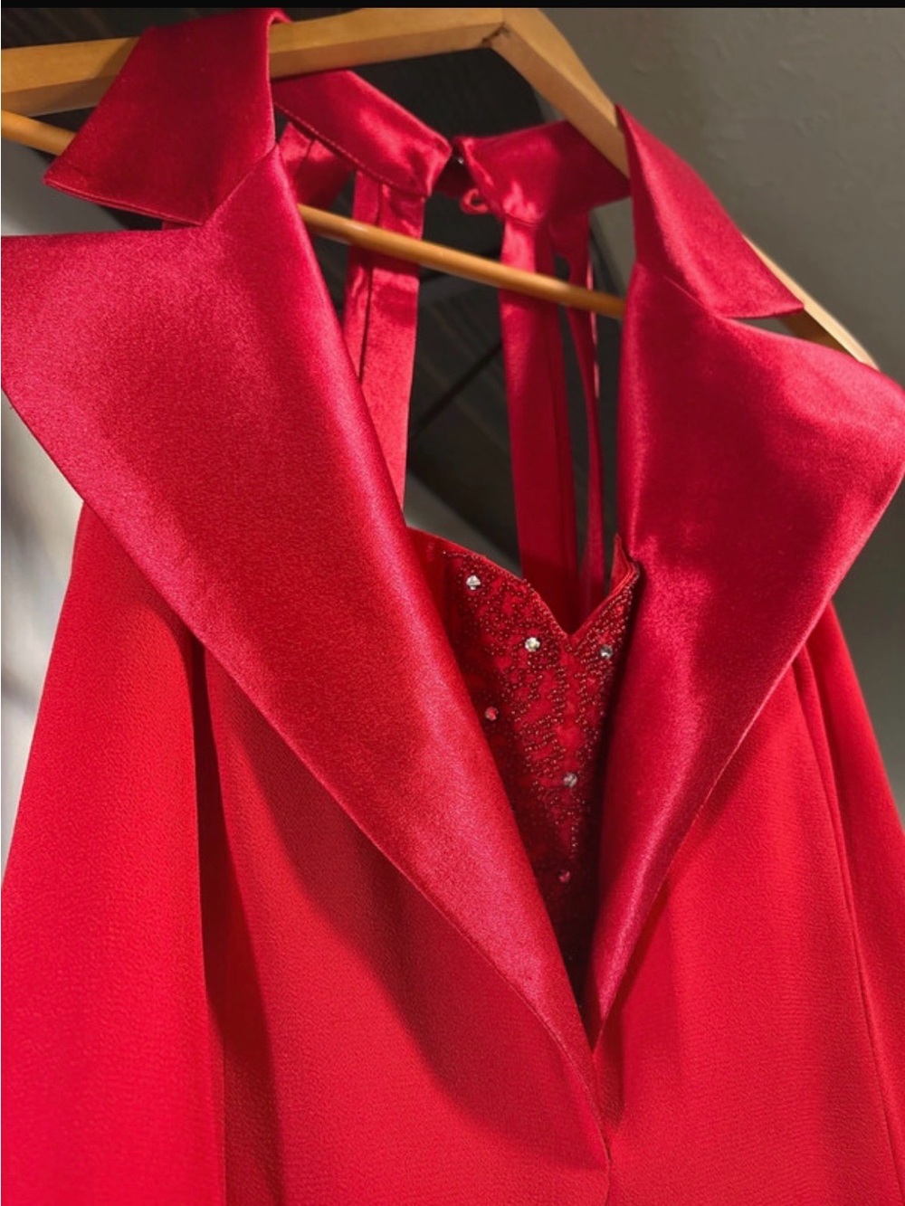 Red Satin Collar Evening Dress with Beaded Bodice